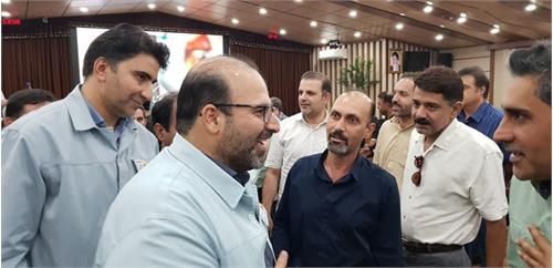 جلسه هم اندیشی مدیرعامل و مسئولان شیفت شرکت فولاد خوزستان برگزار شد