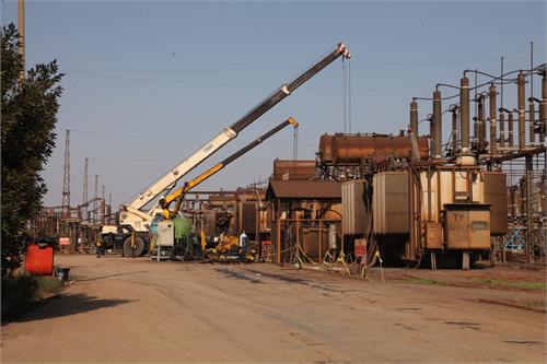 برای اولین بارجابجایی ترانس با استفاده از ریل راه آهن، در شرکت فولاد خوزستان انجام شد
